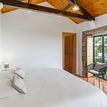 וילה Quinta Queimadas *