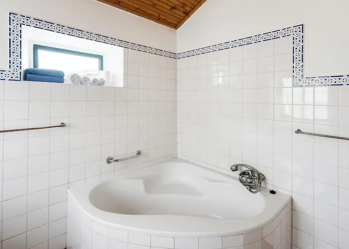 Quinta Queimadas Villa *