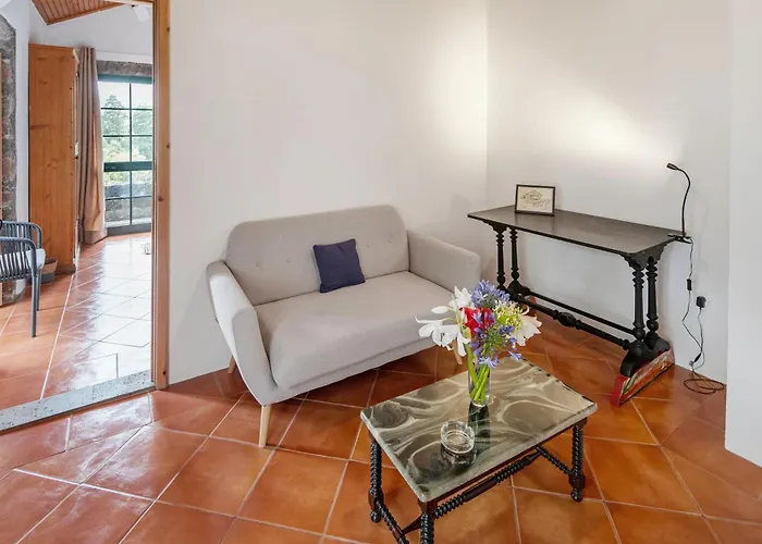 Quinta Queimadas Villa *